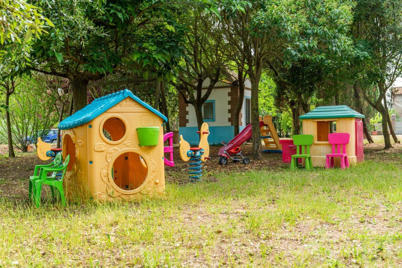 ואדה Agriturismo Le Biricoccole מראה חיצוני תמונה